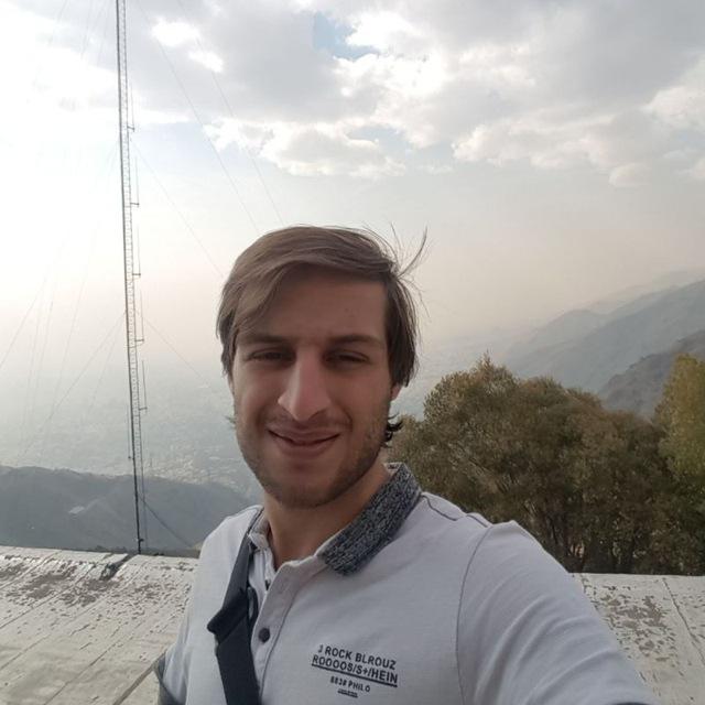 Portrait of Erfan Sharafzadeh